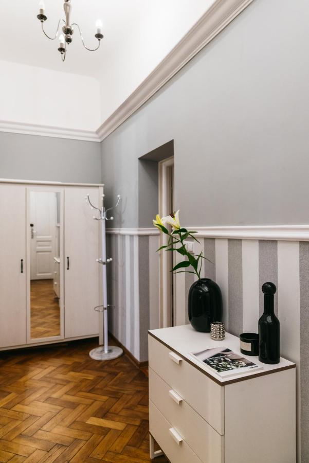 Sklodowskiej Apartment II - Loftaffair Cracovia Esterno foto